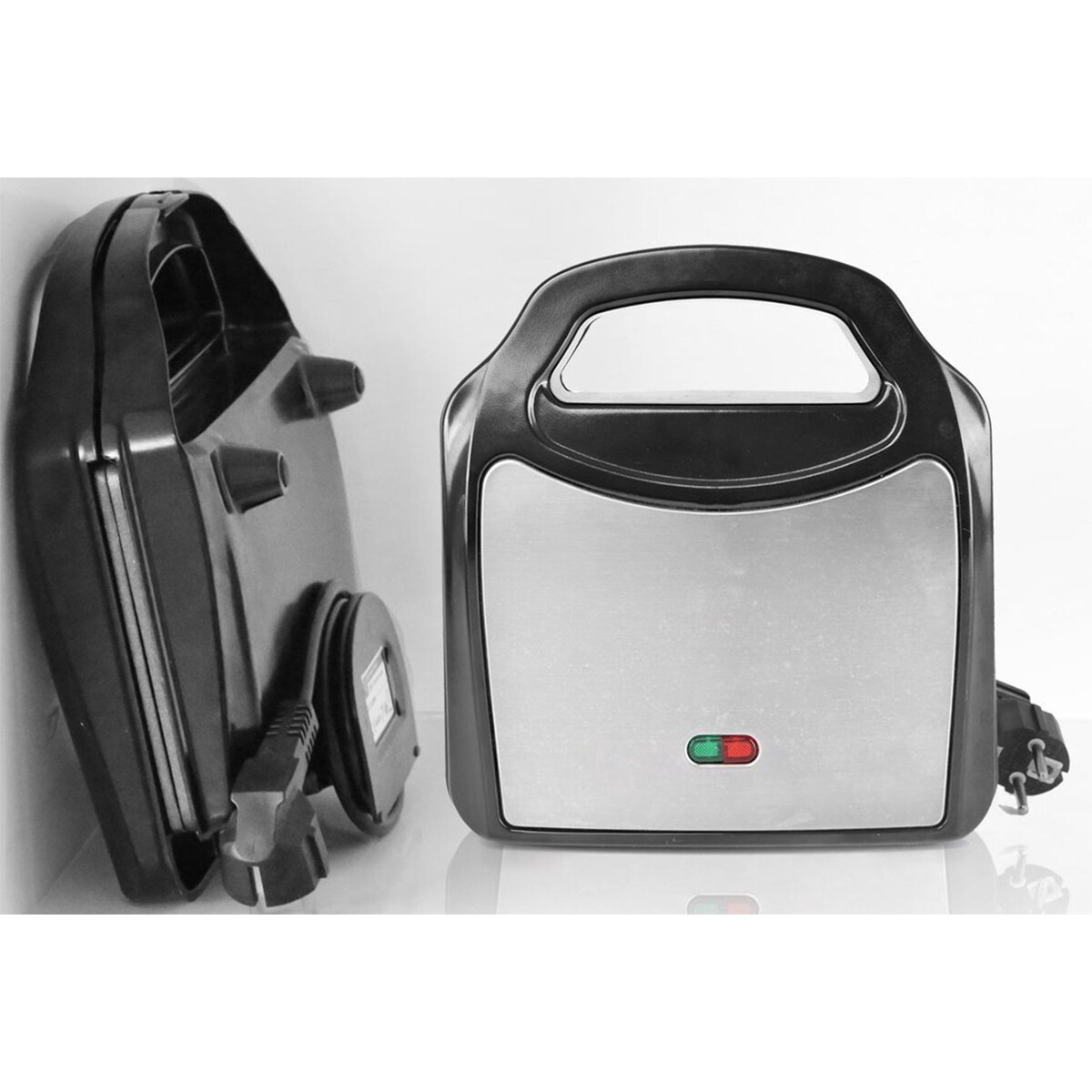 Tosti-ijzer - Aigi Ciplo - Sandwichmaker - CoolTouch Hendel - Zwart/Zilver